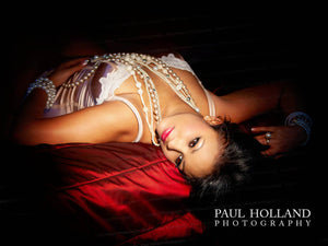 Creating boudoir portrait photos as a gift for your partner