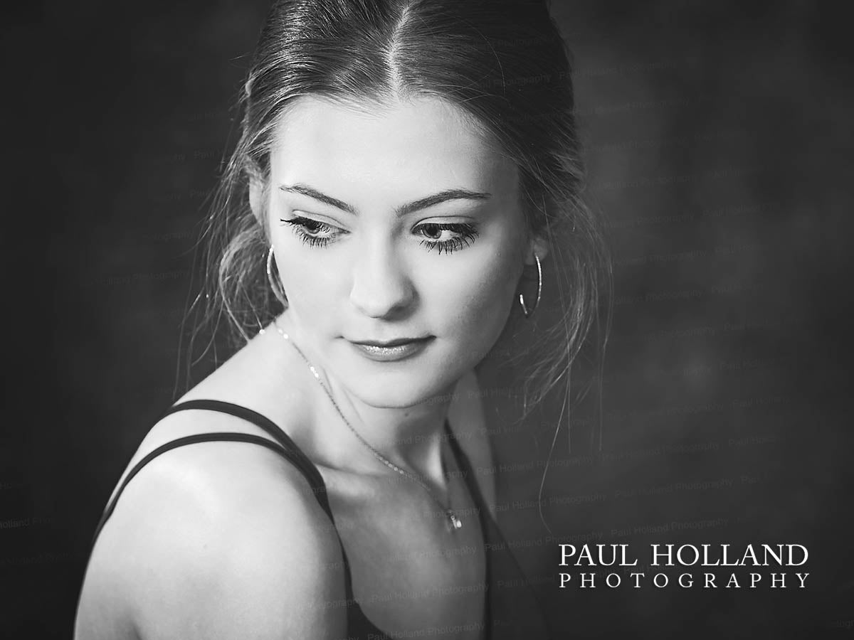 Black and White Themed Photo Shoot in the Studio - 1 person