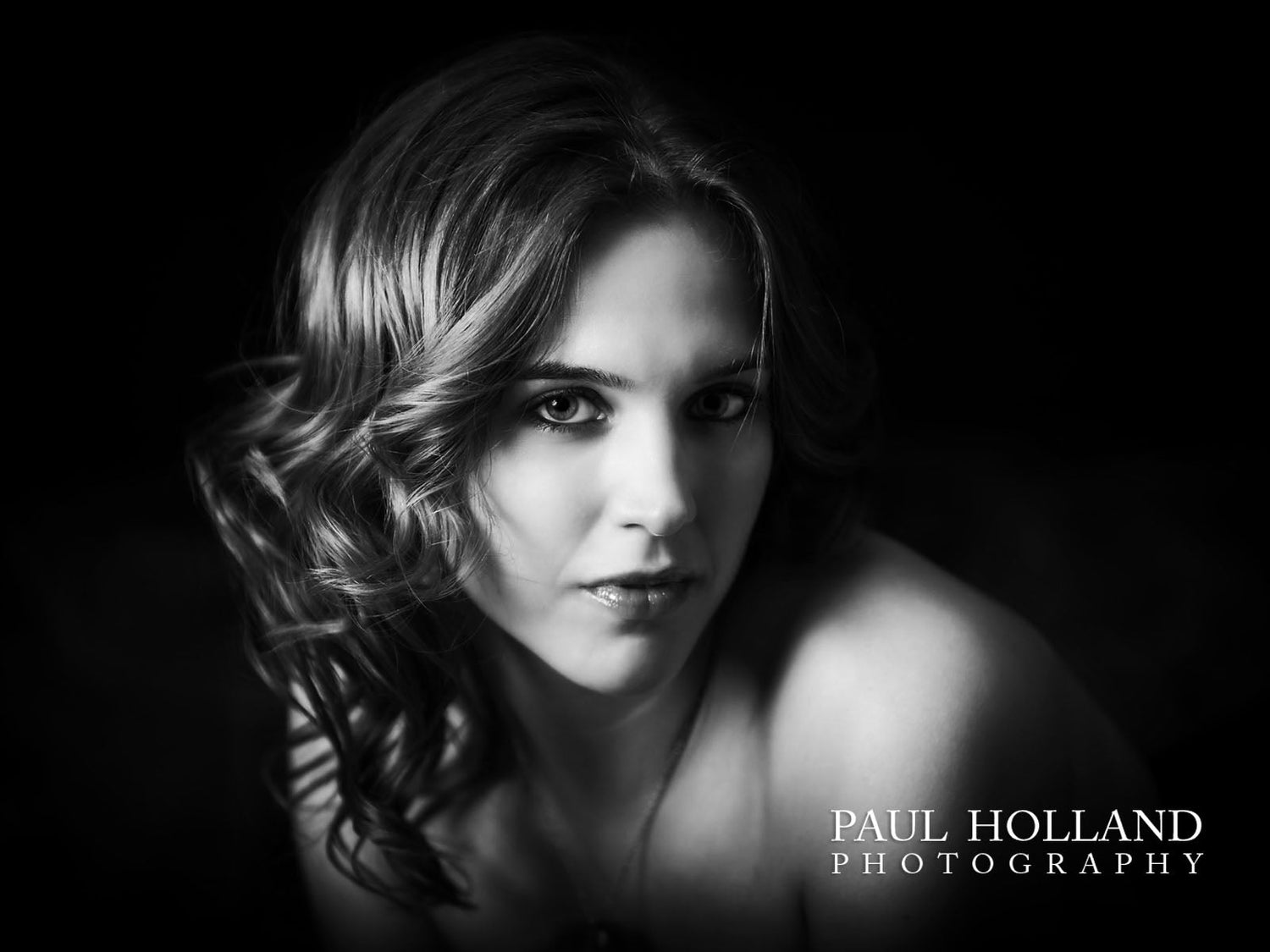 Studio Photo Shoot & Triple Print Folder Package - Boudoir