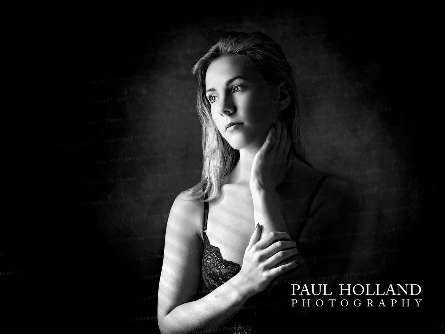 Studio Photo Shoot & Fine Art Print Package - Boudoir