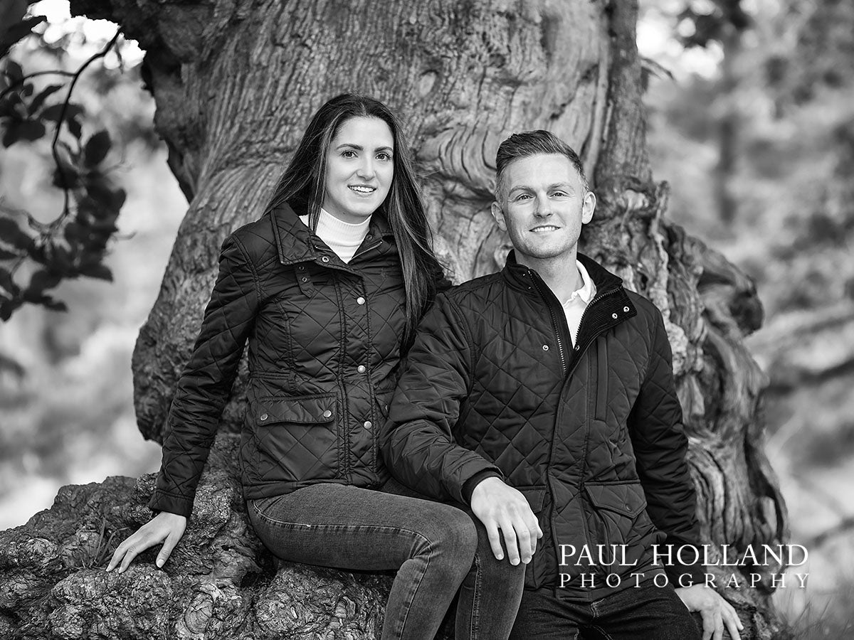 Couple's Outdoor Photo Shoot