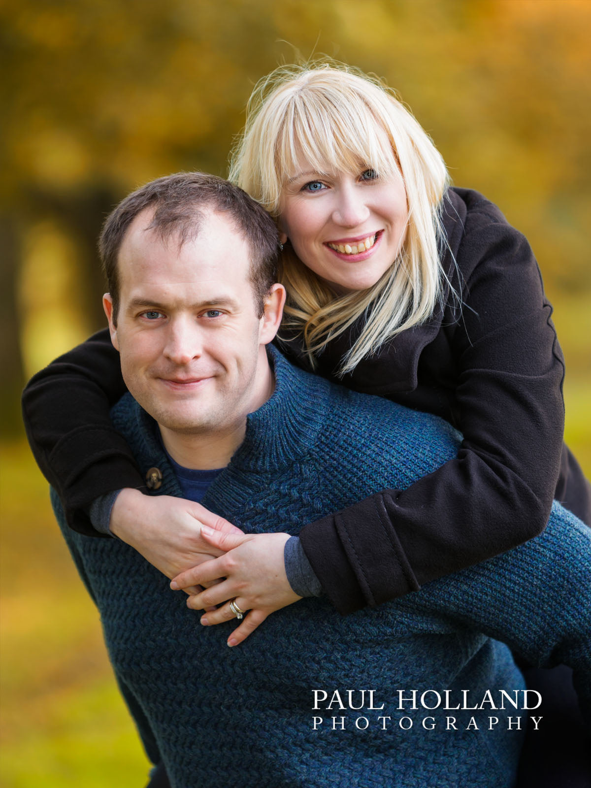 Couple's Outdoor Photo Shoot